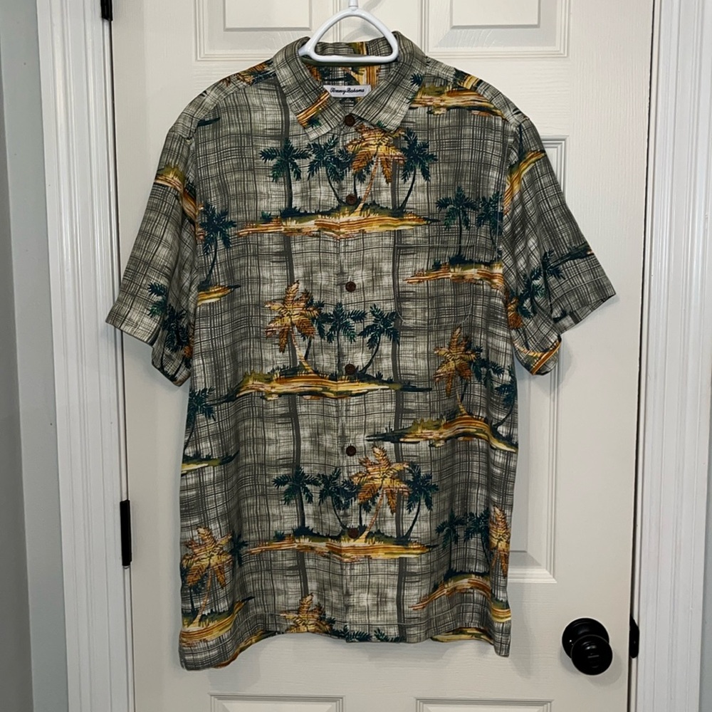 Tommy Bahama Men’s Printed Silk Blend Short Sleeve Shirt Sz Large Vacation Beach